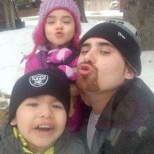 Meet your Posher, Eli